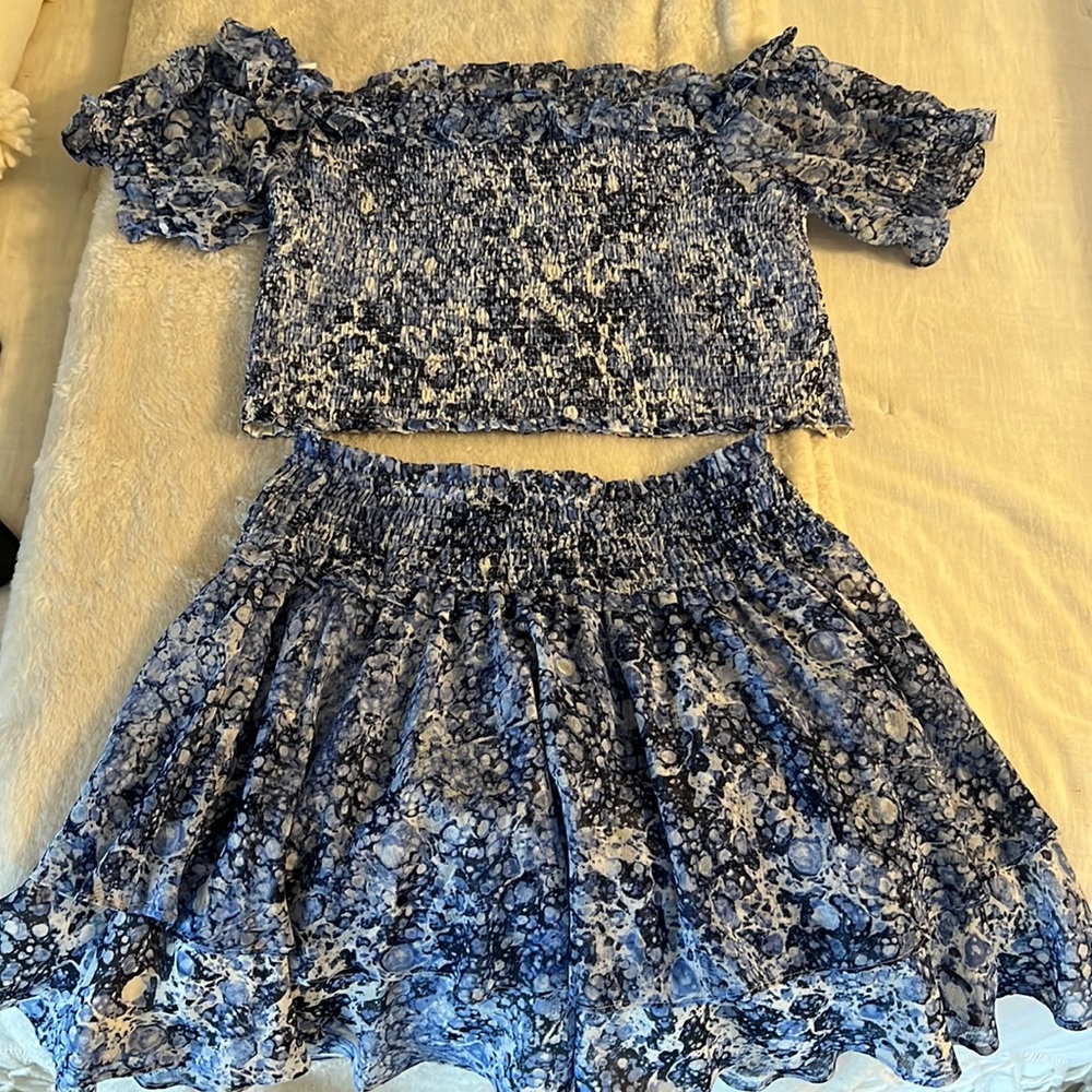 Two piece matching top and skirt from Express. Large top, medium bottom.